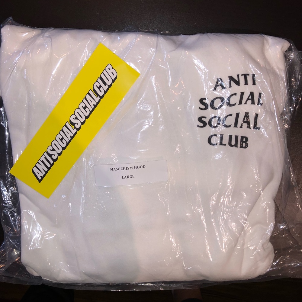 ANTI SOCIAL SOCIAL CLUB